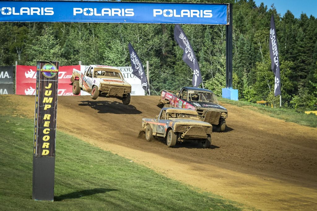 CRANDON ROUND STOCK TRUCK MIR Michael Roth Photo